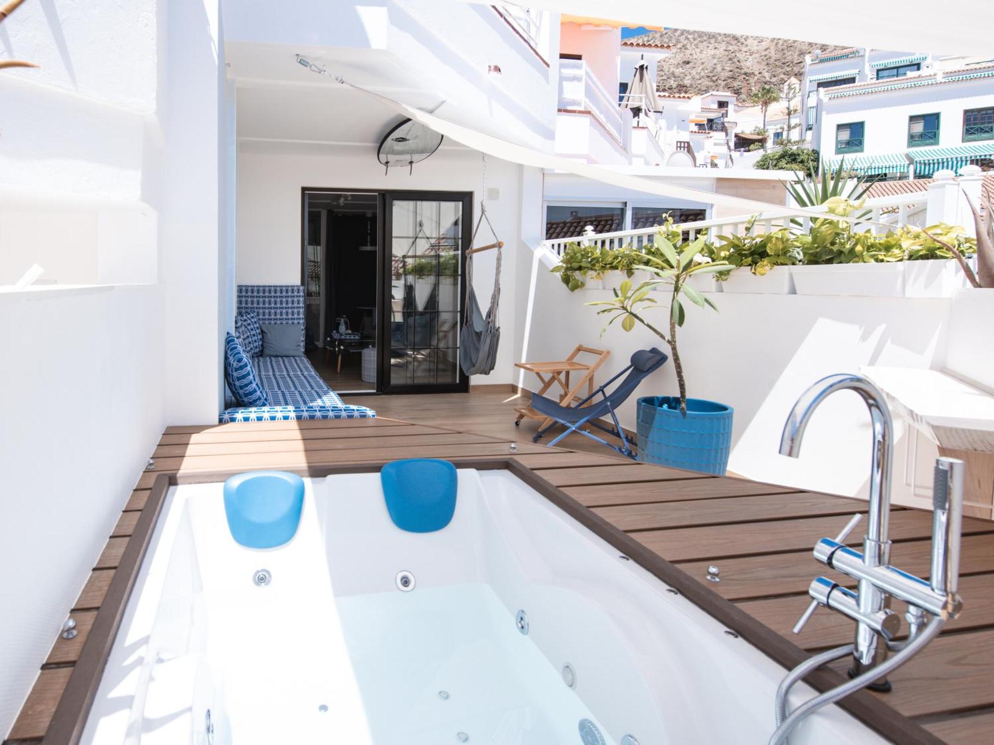 Wow Apartment With Private Jacuzzi And 2 Terraces In Los Christianos ลอส กริสเตียนอส ภายนอก รูปภาพ