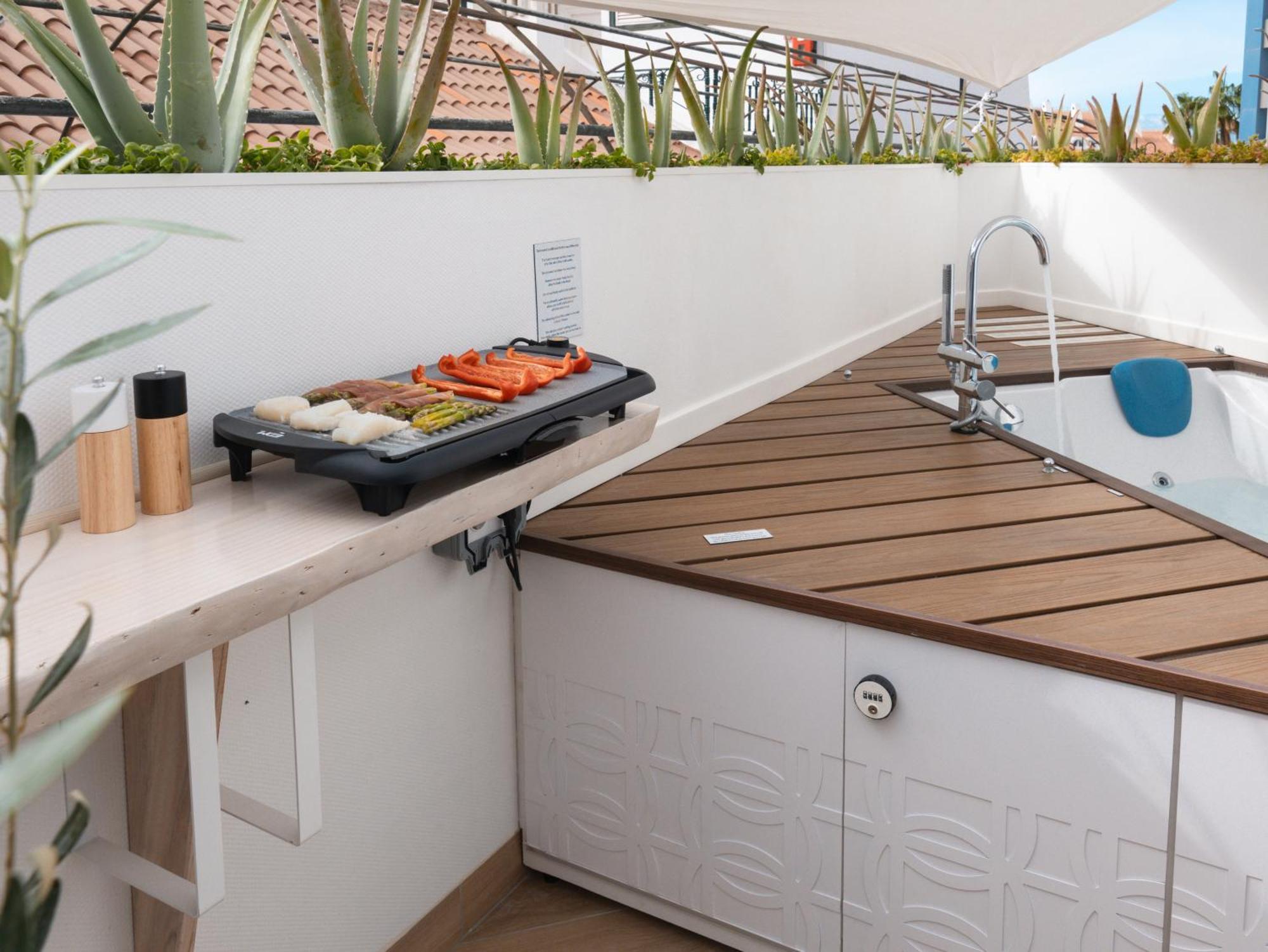 Wow Apartment With Private Jacuzzi And 2 Terraces In Los Christianos ลอส กริสเตียนอส ภายนอก รูปภาพ